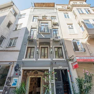  Apart Otel Taksim Antique